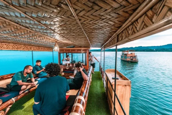 ‎TanguaHoar Tour package
